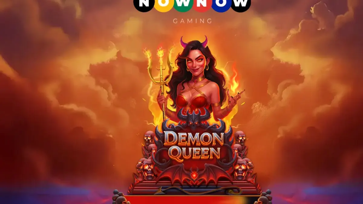 Visual slot Demon Queen dengan tema neraka dan simbol buah klasik
